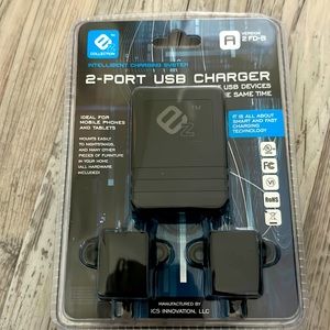 NWOT EZ Collection 2 port USB Charger